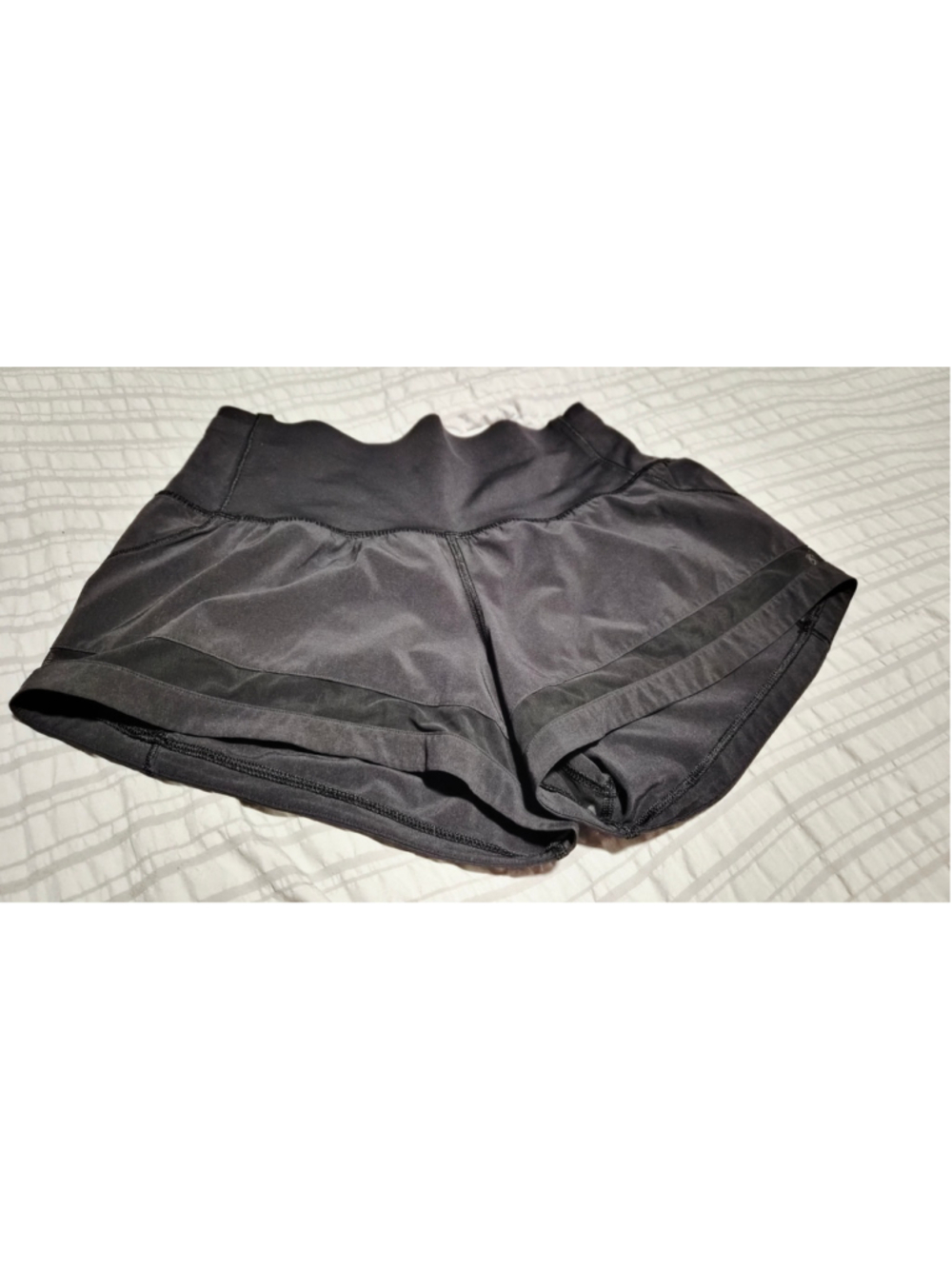 Women's Lululemon Athletic Shorts Size 4 Black